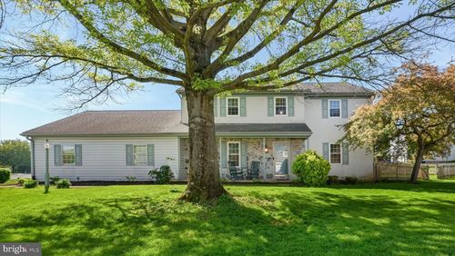 1032 Clearview Ave, Ephrata, PA, 17522-1339 | Card Image