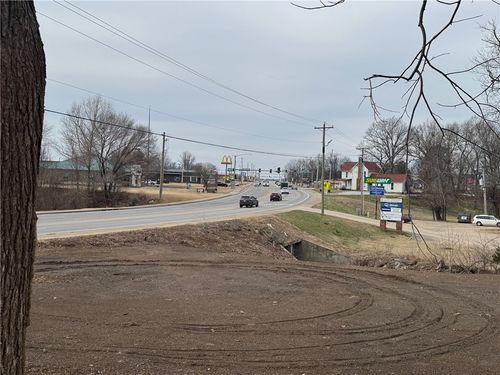 180 W Main St, Farmington, AR, 72730 | Card Image