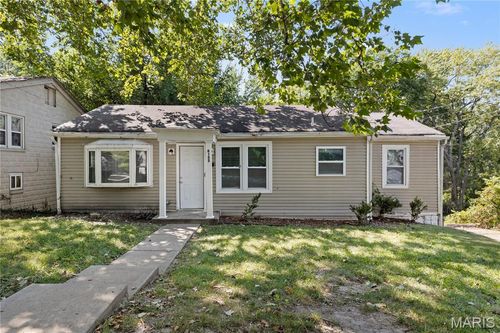 6155 Emerald Ave, Saint Louis, MO, 63135-3220 | Card Image