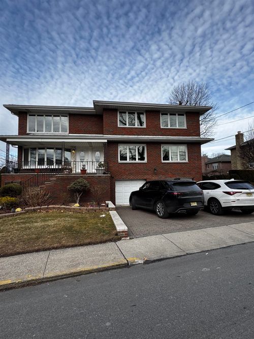 2-2357 Linwood Ave, Fort Lee, NJ, 07024-3911 | Card Image