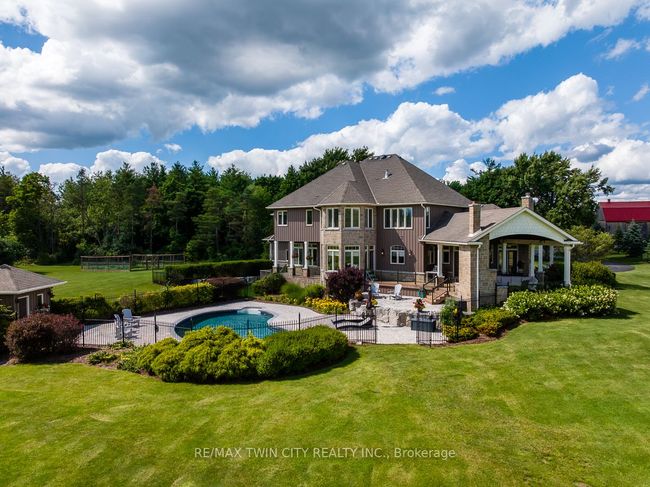 1532 Concession Rd 6 W, Home with 4 bedrooms, 6 bathrooms and 20 parking in Branchton ON | Image 7