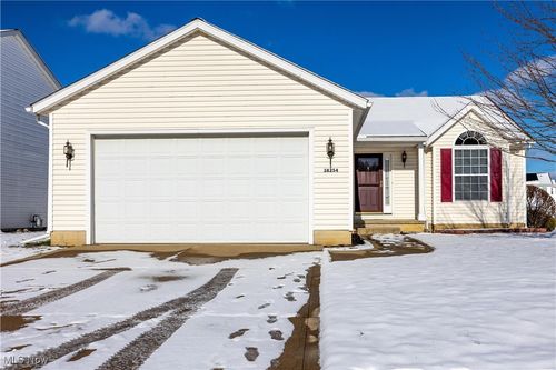 38254 Misty Meadow Trl, North Ridgeville, OH, 44039-1140 | Card Image