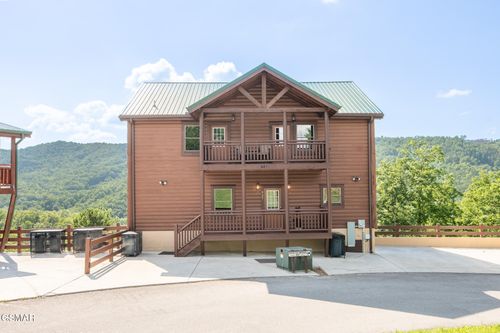 927 Street Of Dreams Way, Gatlinburg, TN, 37738 | Card Image