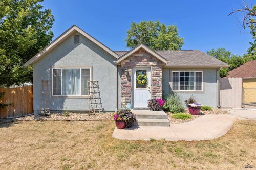 1511 5th St, Rapid City, SD, 57701-4602 | Card Image