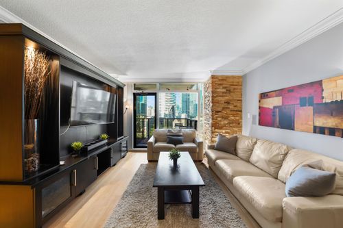 1050 Burrard St, Vancouver, BC, V6Z2S3 | Card Image