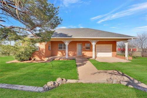 4715 W 3rd St, Elk City, OK, 73644-4519 | Card Image