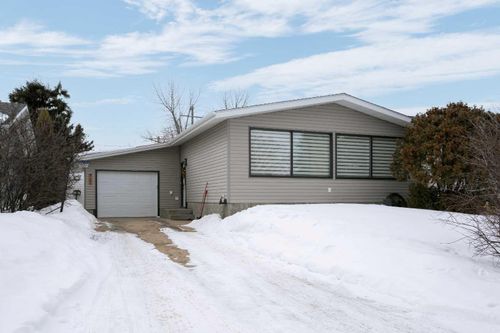 5404 47 Ave W, Forestburg, AB, T0B1N0 | Card Image