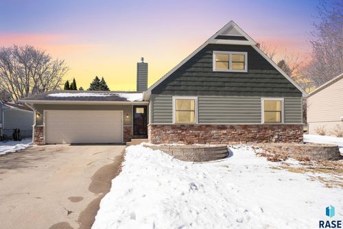 3009 S Greenwood Ave Avenue, Sioux Falls, SD, 57106 | Card Image