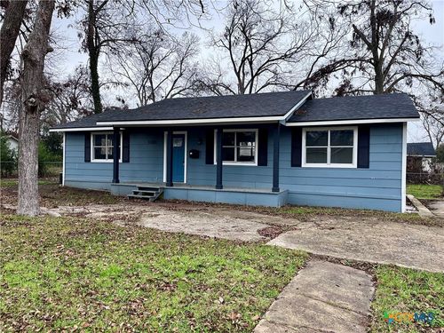1201 21st St, Temple, TX, 76504-7204 | Card Image