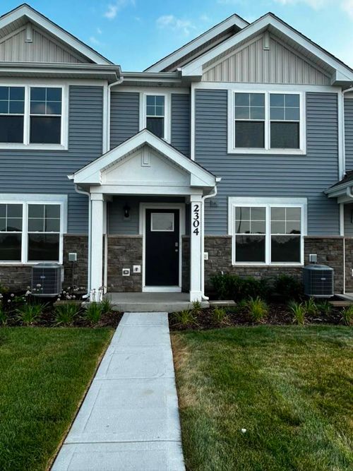 2304 Noble Ln, Yorkville, IL, 60560-4812 | Card Image
