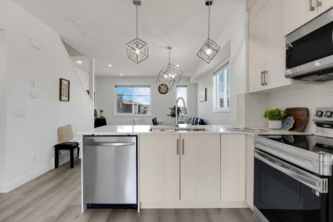11 Cornerstone Row Ne, Townhouse with 3 bedrooms, 3 bathrooms and 2 parking in Calgary AB | Image 4