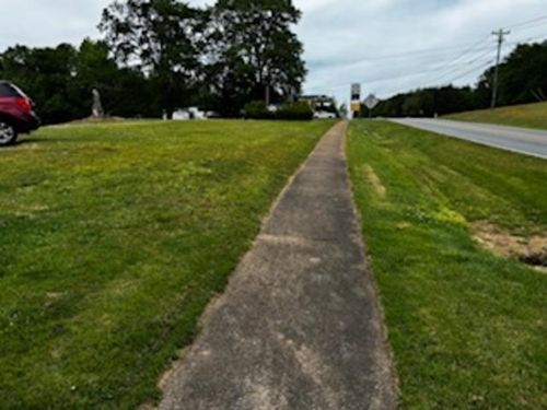 9081 Fairforest Rd, spartanburg, SC, 29301-1135 | Card Image