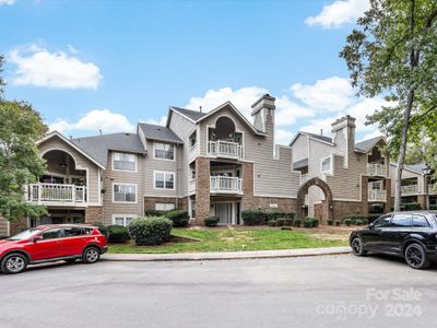 D - 5003 Sharon Road, Condo with 2 bedrooms, 2 bathrooms and null parking in Charlotte NC | Image 1