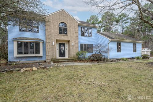 9 Southfork Dr, Jackson, NJ, 08527-4208 | Card Image
