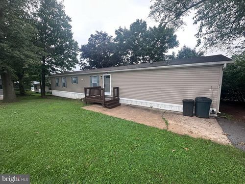 72 Oak Knoll Est, ELIZABETHTOWN, PA, 17022-8915 | Card Image
