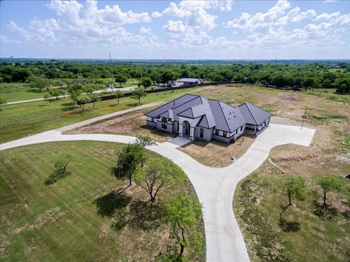 7381 Mesquite Rdg, Sanger, TX, 76266-7504 | Card Image