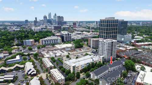 231 Doggett St, Charlotte, NC, 28203-6374 | Card Image