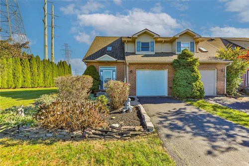 1398 Howard Ln, EASTON, PA, 18045-2161 | Card Image