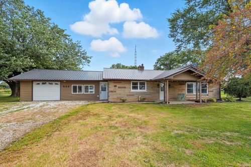 522 N Main St, Topeka, IN, 46571-9812 | Card Image