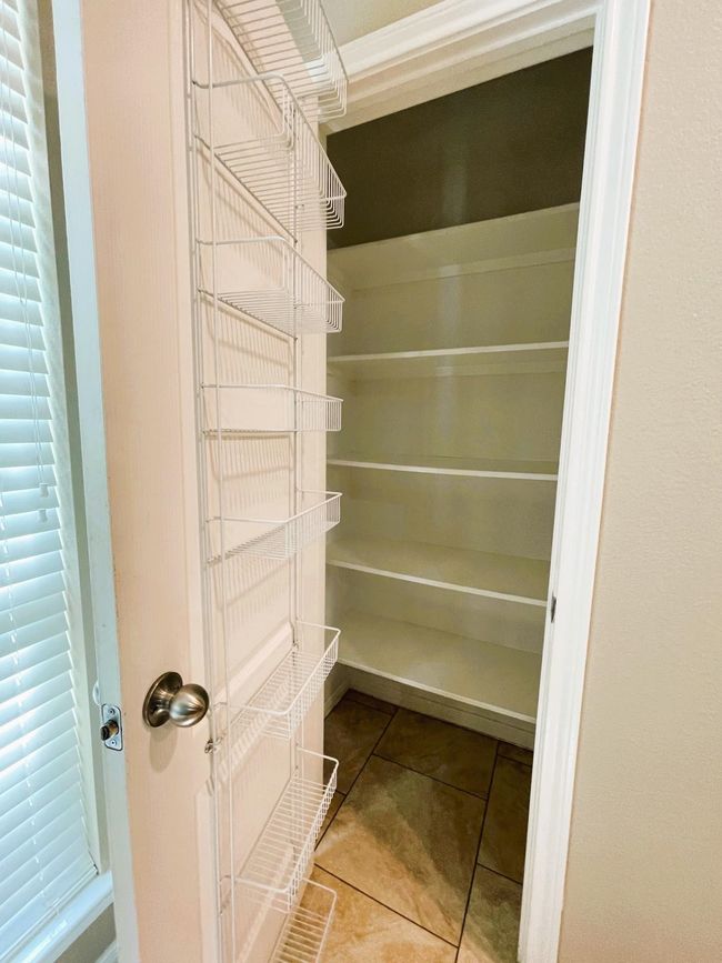 112 Mari Ln, House other with 3 bedrooms, 2 bathrooms and null parking in Spicewood TX | Image 12