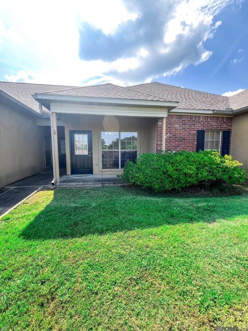 unit-106-4000 Mchugh Rd, Zachary, LA, 70791-5362 | Card Image