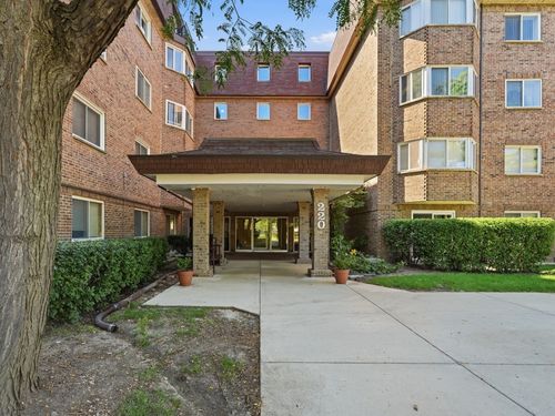321-220 S Roselle Road, Schaumburg, IL, 60193 | Card Image
