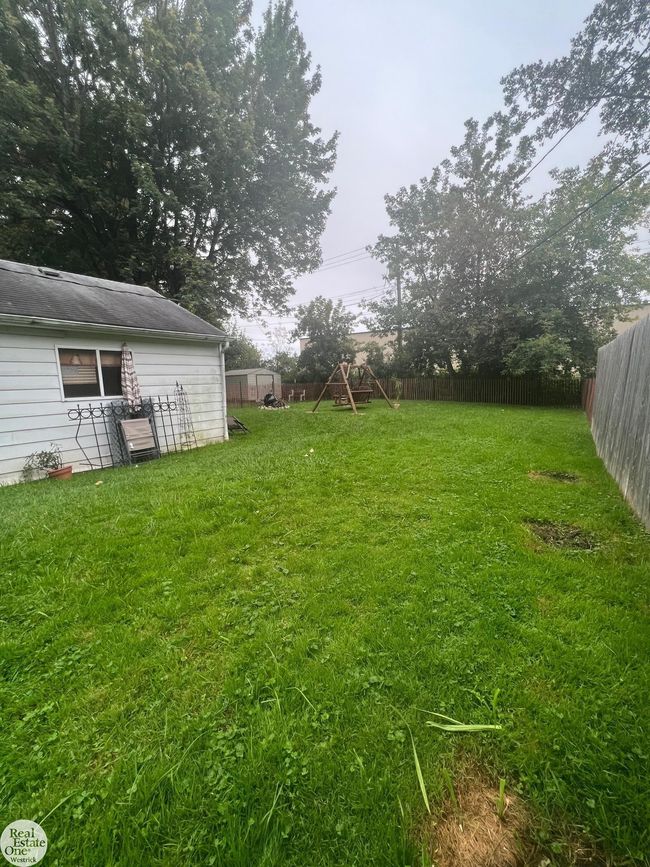 Yard | Image 11