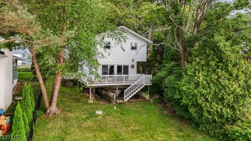 123 Mcgregor Ave, Mount Arlington, NJ, 07856-1032 | Card Image