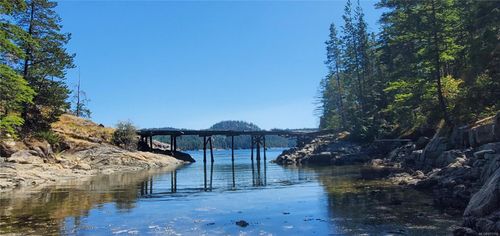 226 Bold Point Rd, Heriot Bay, BC, V0P1H0 | Card Image