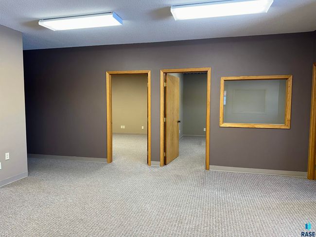 911 Sixth St, Home with 0 bedrooms, 2 bathrooms and null parking in Freeman SD | Image 61