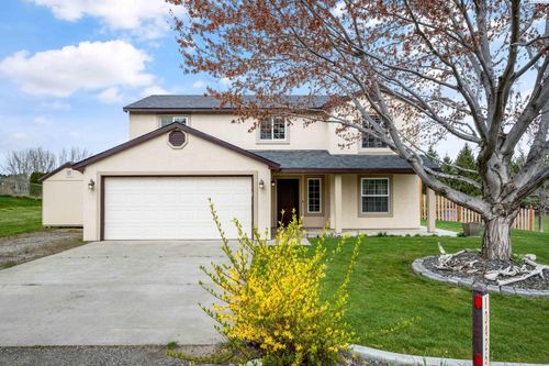 10426 S 952 Pr Se, Kennewick, WA, 99338-1134 | Card Image