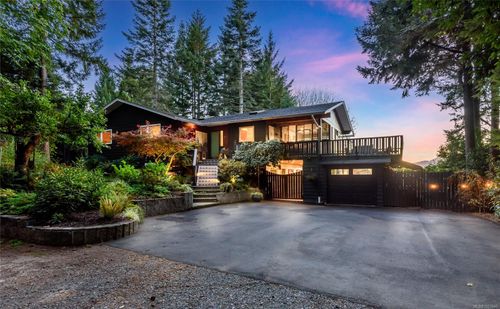 1165 Glen Urquhart Dr, Courtenay, BC, V9N3Y3 | Card Image