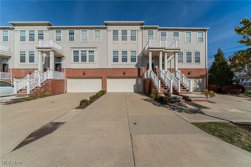 6485 Park Pointe Ct, Pepper Pike, OH, 44124-5395 | Card Image