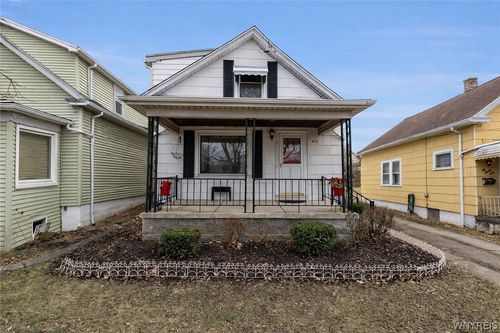 633 33rd Street, Niagara Falls, NY, 14301 | Card Image