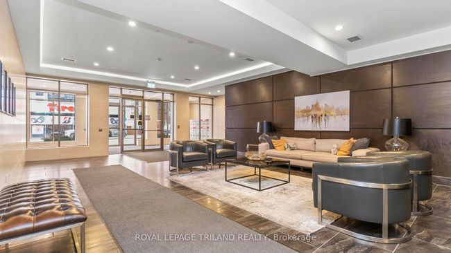 2303 - 330 Ridout St S, Condo with 2 bedrooms, 2 bathrooms and null parking in London ON | Image 5