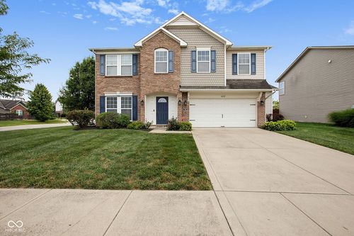6107 Brickell Ln, Mccordsville, IN, 46055-6257 | Card Image