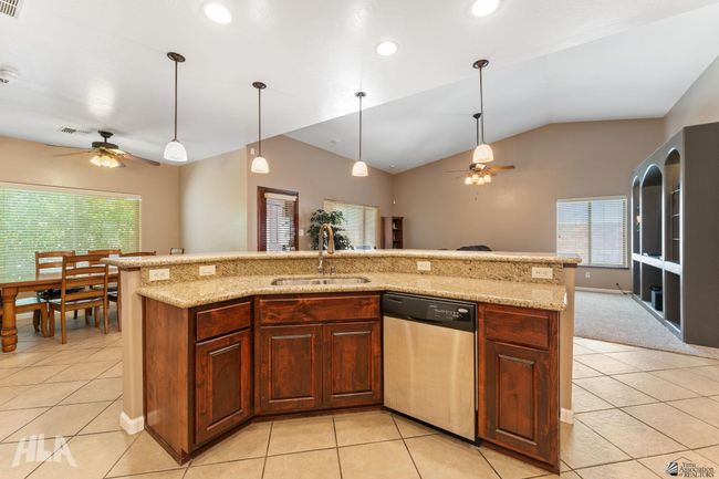 10320 E 37 Th Pl, House other with 4 bedrooms, 2 bathrooms and 2 parking in Yuma AZ | Image 17