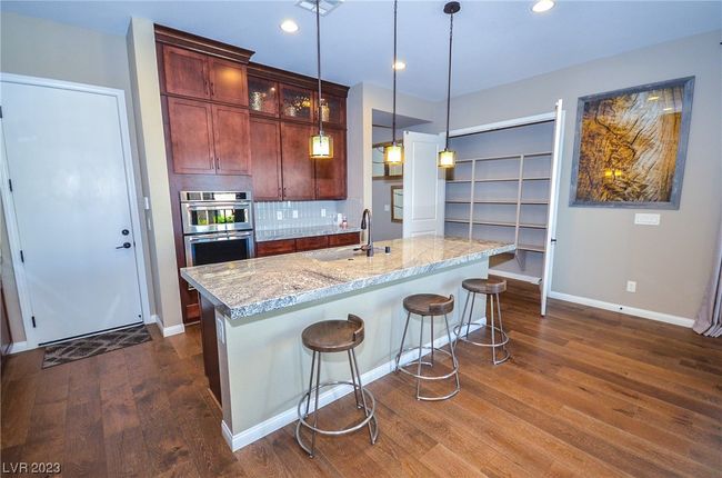 8162 Desert Madera St, House other with 3 bedrooms, 3 bathrooms and null parking in Las Vegas NV | Image 6