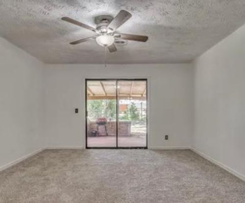 809 Englewood Road, Del City, OK, 73115 | Card Image