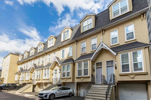 3 Joseph Salsberg Lane, Toronto, ON, M6J3W8 | Card Image