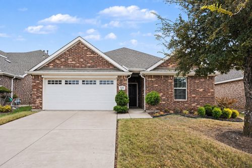 2606 Middleton Rd, Glenn Heights, TX, 75154-8886 | Card Image