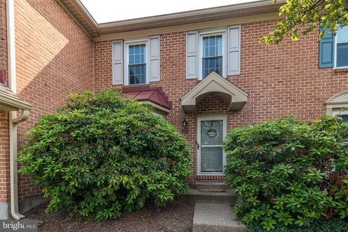 451 Oakmont Ct, HARLEYSVILLE, PA, 19438-3075 | Card Image