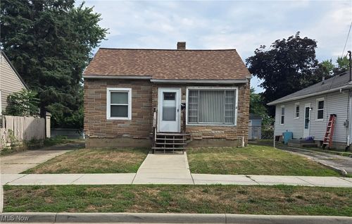 1253 Sevilla Ave, Akron, OH, 44314-1418 | Card Image