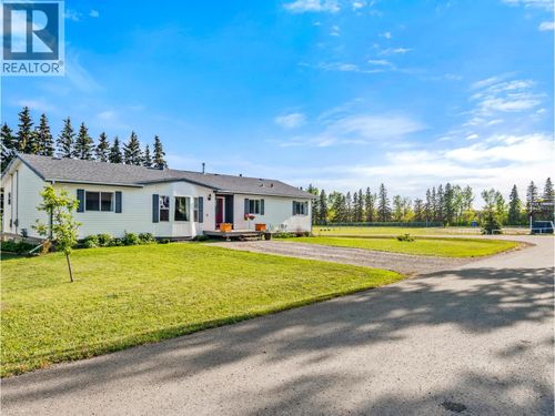 633 404th Ave, Rolla, BC, V0C2G0 | Card Image