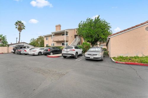 unit-209-1075 N Escondido Blvd, Escondido, CA, 92026-3713 | Card Image