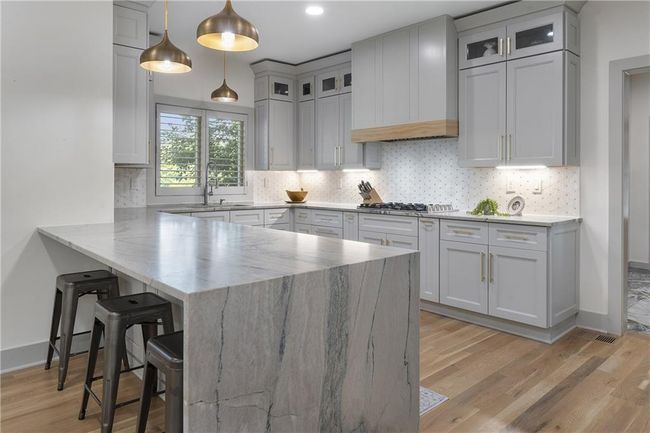 3899 Carlton Dr, House other with 4 bedrooms, 4 bathrooms and 2 parking in Chamblee GA | Image 25