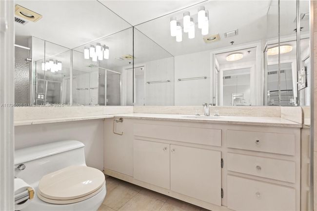 APT-633 - 201 Crandon Blvd, Condo with 2 bedrooms, 2 bathrooms and null parking in Key Biscayne FL | Image 36