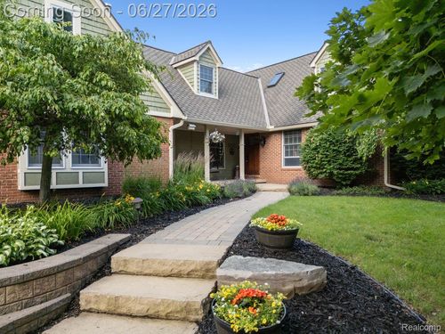 5010 Mallards Lndg, Highland, MI, 48357-2150 | Card Image