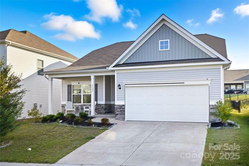 5126 Idared Ct, Charlotte, NC, 28215-3094 | Card Image