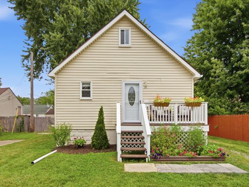 22 Highland St, Mount Clemens, MI, 48043-1513 | Card Image